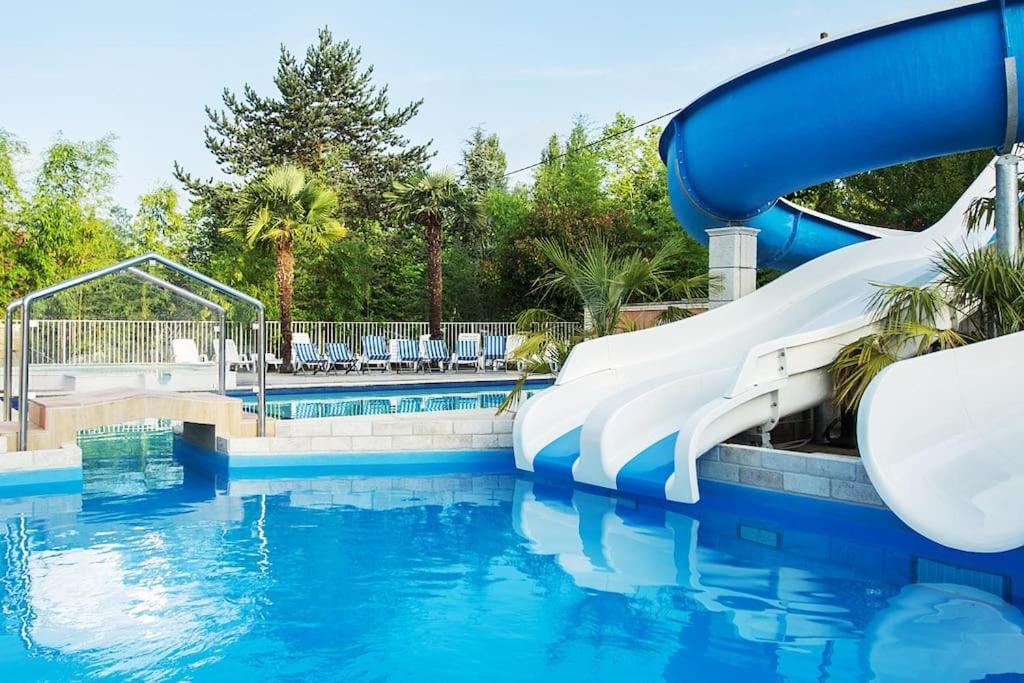 Chalet A Louer - 52M2 - Landes Saint-Geours-de-Maremne Exteriér fotografie